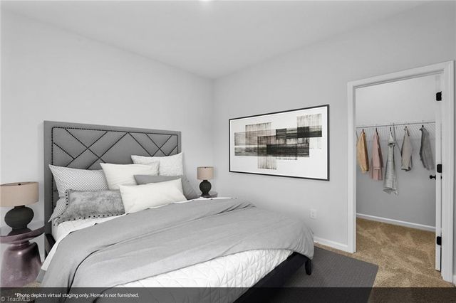 5502 Penguin Drive, Summerfield, NC 27358