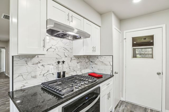 602 San Pedro Street, Grand Prairie, TX 75051