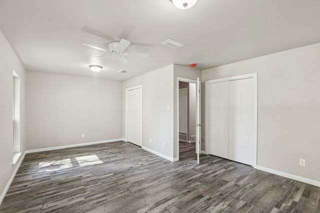 602 San Pedro Street, Grand Prairie, TX 75051