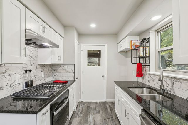 602 San Pedro Street, Grand Prairie, TX 75051