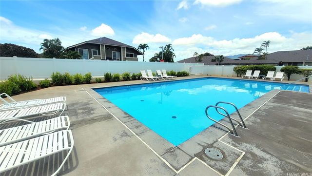 94-1412 Kulewa Loop 38F, Waipahu, HI 96797