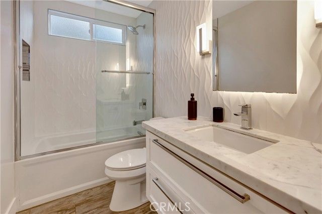 25921 Tree Top Road, Laguna Hills, CA 92653