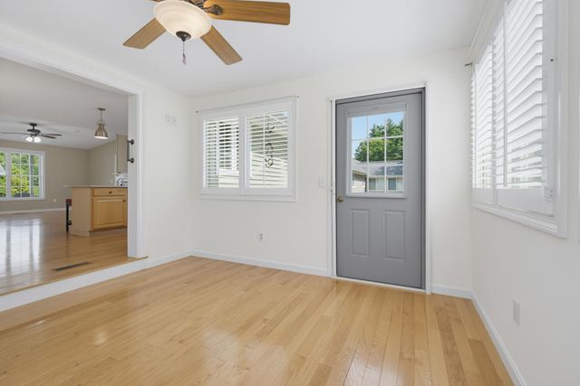 42 Iris Lane, Loudon, NH 03307