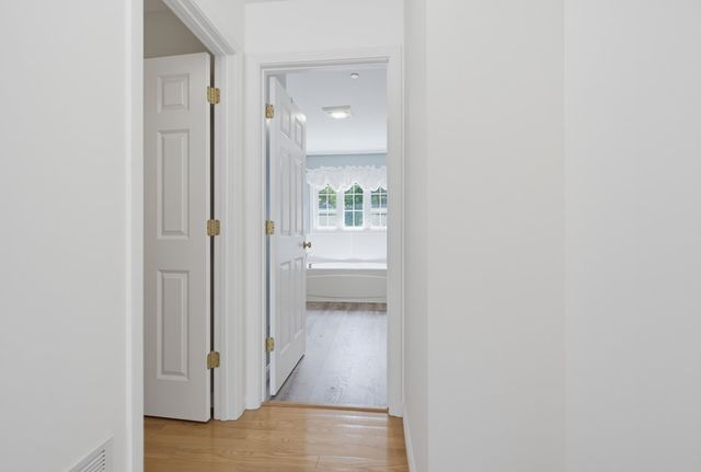 42 Iris Lane, Loudon, NH 03307
