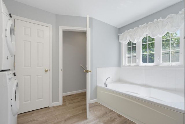 42 Iris Lane, Loudon, NH 03307
