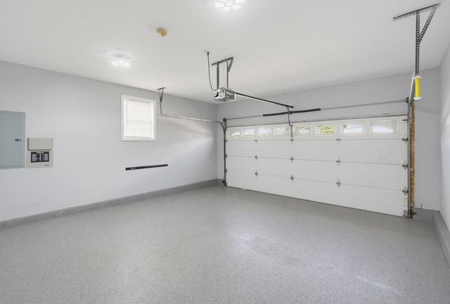 42 Iris Lane, Loudon, NH 03307