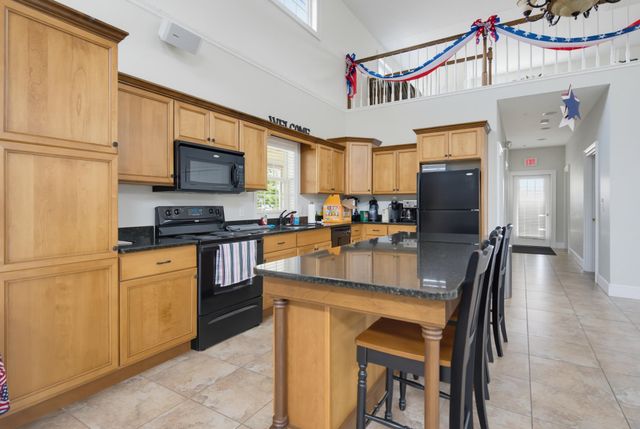 42 Iris Lane, Loudon, NH 03307