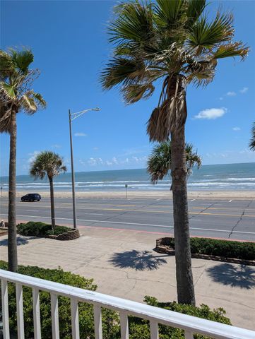 8402 Seawall Boulevard 4, Galveston, TX 77554