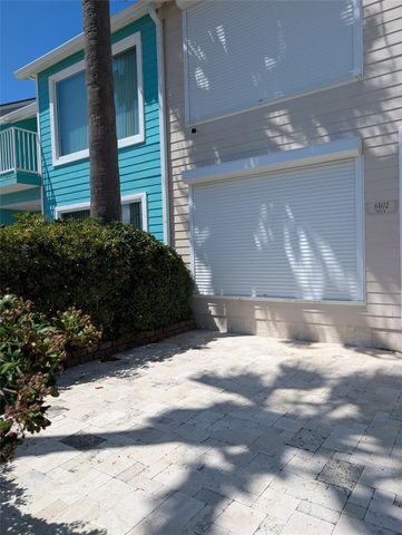 8402 Seawall Boulevard 4, Galveston, TX 77554
