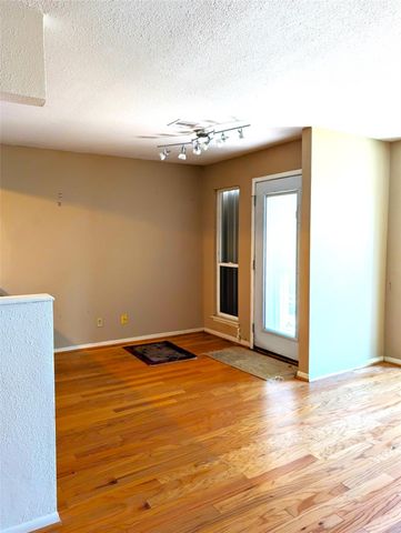 8402 Seawall Boulevard 4, Galveston, TX 77554