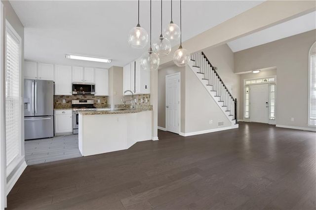 3062 Vineyard Way SE, Smyrna, GA 30082