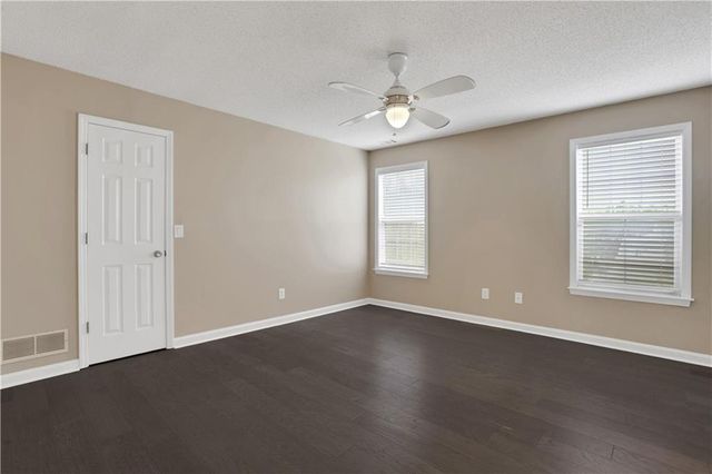 3062 Vineyard Way SE, Smyrna, GA 30082