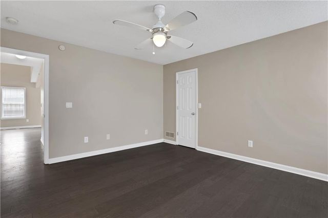 3062 Vineyard Way SE, Smyrna, GA 30082