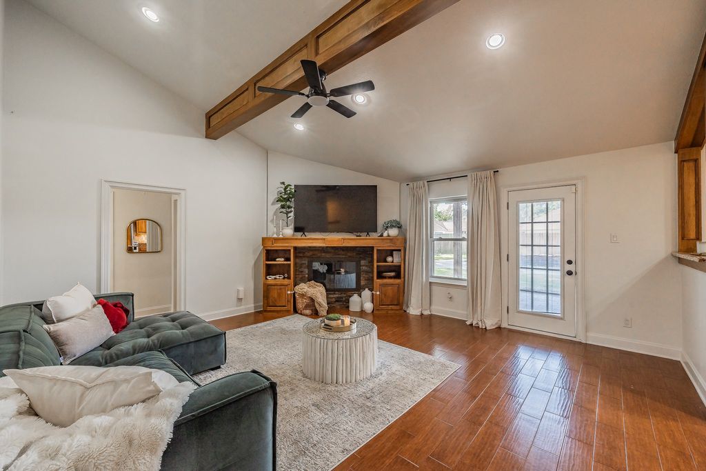 7536 Oak Park Drive, North Richland Hills, TX 76182 — photo 4