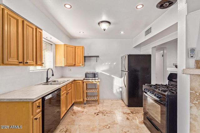 6841 E 2ND Street 4, Scottsdale, AZ 85251