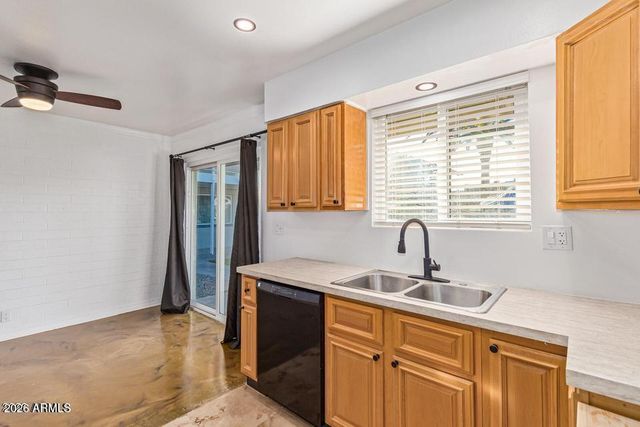 6841 E 2ND Street 4, Scottsdale, AZ 85251