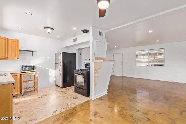 6841 E 2ND Street 4, Scottsdale, AZ 85251