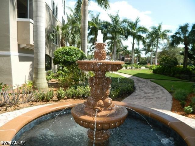 10731 MIRASOL DR 305, Miromar Lakes, FL 33913