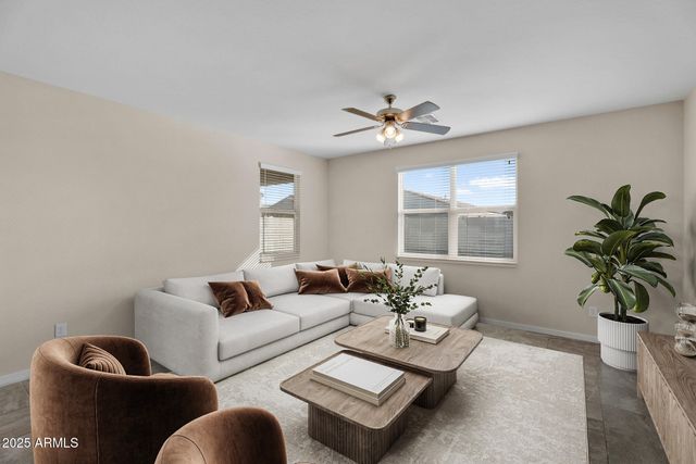 345 W SATINKA Drive, San Tan Valley, AZ 85140