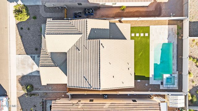 345 W SATINKA Drive, San Tan Valley, AZ 85140