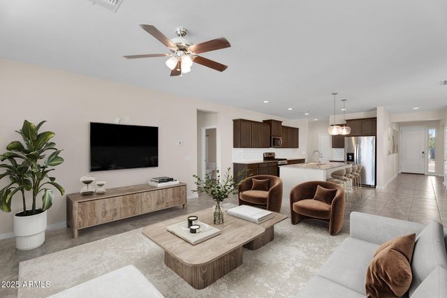 345 W SATINKA Drive, San Tan Valley, AZ 85140