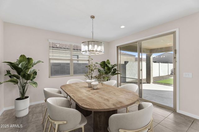 345 W SATINKA Drive, San Tan Valley, AZ 85140