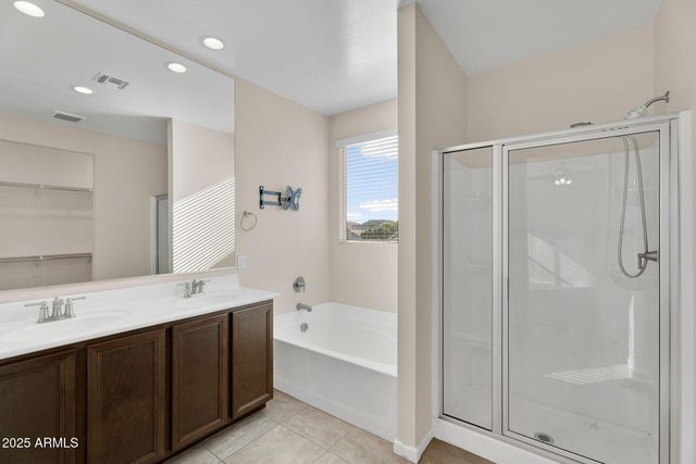 345 W SATINKA Drive, San Tan Valley, AZ 85140