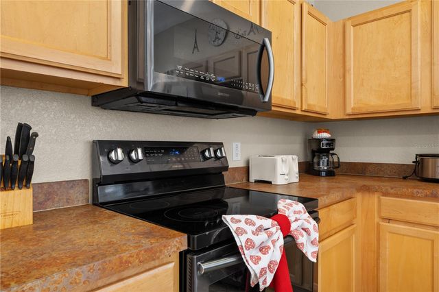 345 SUMMER PLACE LOOP, Clermont, FL 34714