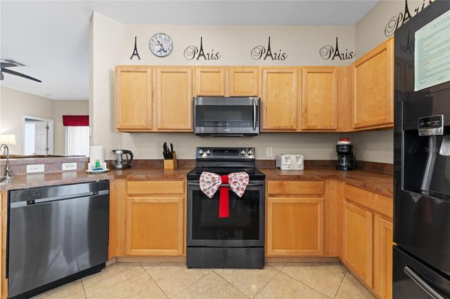 345 SUMMER PLACE LOOP, Clermont, FL 34714