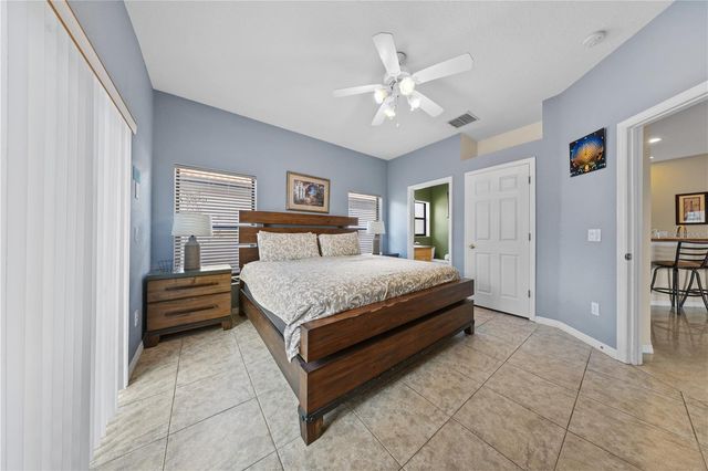 345 SUMMER PLACE LOOP, Clermont, FL 34714