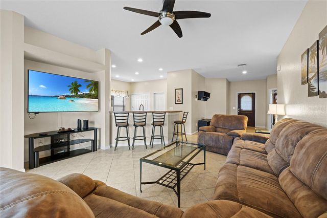 345 SUMMER PLACE LOOP, Clermont, FL 34714