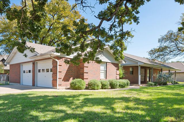 5203 Thunderbird Trail, De Cordova, TX 76049