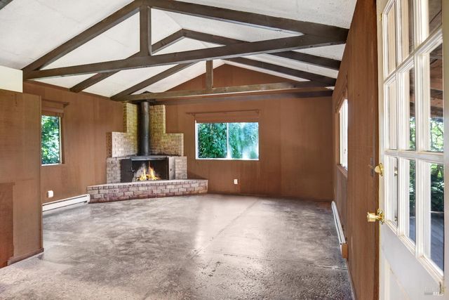 2400 Nelligan Rd, Glen Ellen, CA 95442