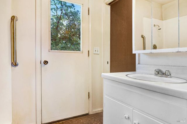 2400 Nelligan Rd, Glen Ellen, CA 95442