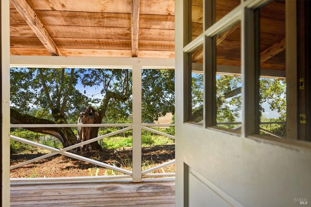 2400 Nelligan Rd, Glen Ellen, CA 95442