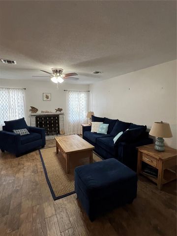 36338 W SPRING LAKE BOULEVARD, Fruitland Park, FL 34731