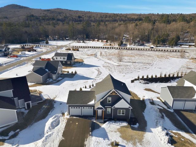 39 Melina's Way, Thornton, NH 03285