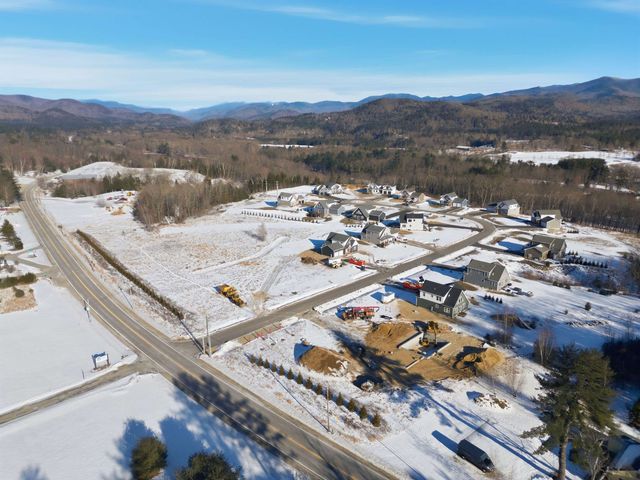 39 Melina's Way, Thornton, NH 03285