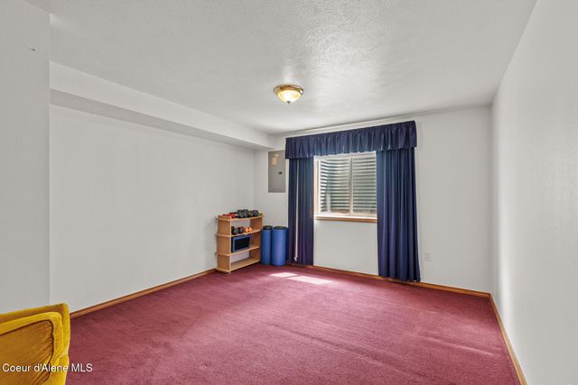 17709 N Kimberly Rd, Colbert, WA 99005