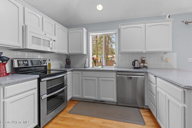 17709 N Kimberly Rd, Colbert, WA 99005