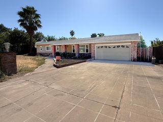 3210 Fieldcrest Dr, Sacramento, CA 95821
