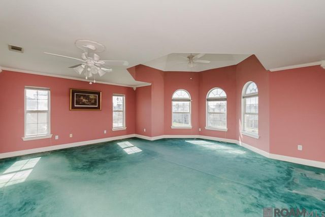 1800 Bay Tree St, Lutcher, LA 70071