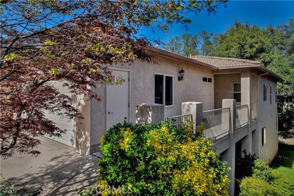 10 Hidden Brooke, Chico, CA 95928