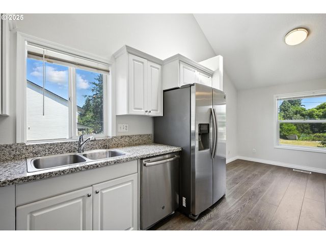 5609 Se 117TH Ave, Portland, OR 97266