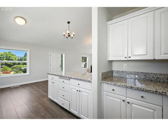 5609 Se 117TH Ave, Portland, OR 97266