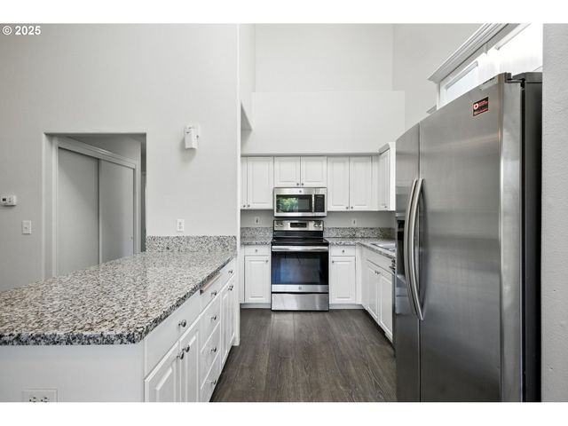 5609 Se 117TH Ave, Portland, OR 97266