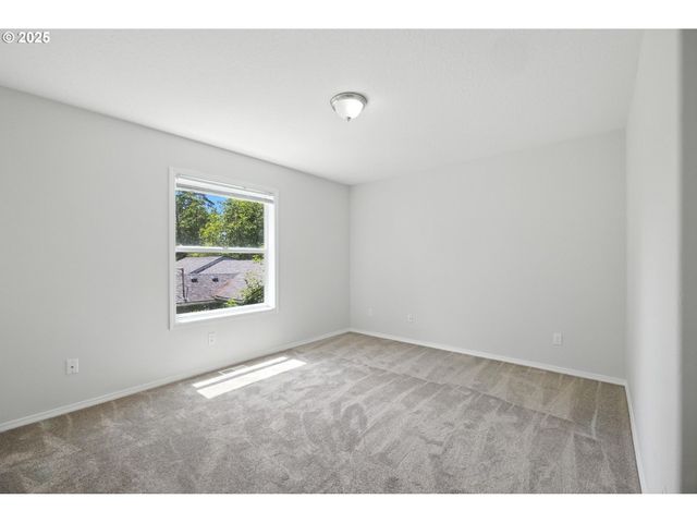 5609 Se 117TH Ave, Portland, OR 97266