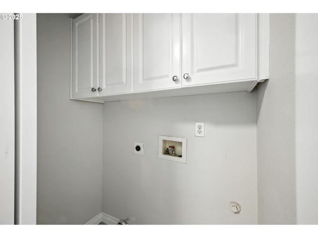 5609 Se 117TH Ave, Portland, OR 97266