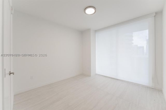 77 SE 5 ST 1806, Miami, FL 33131