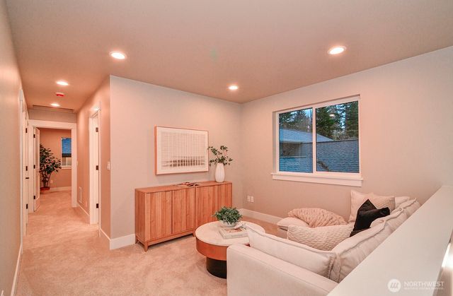 10202 44th Avenue SW, Seattle, WA 98146